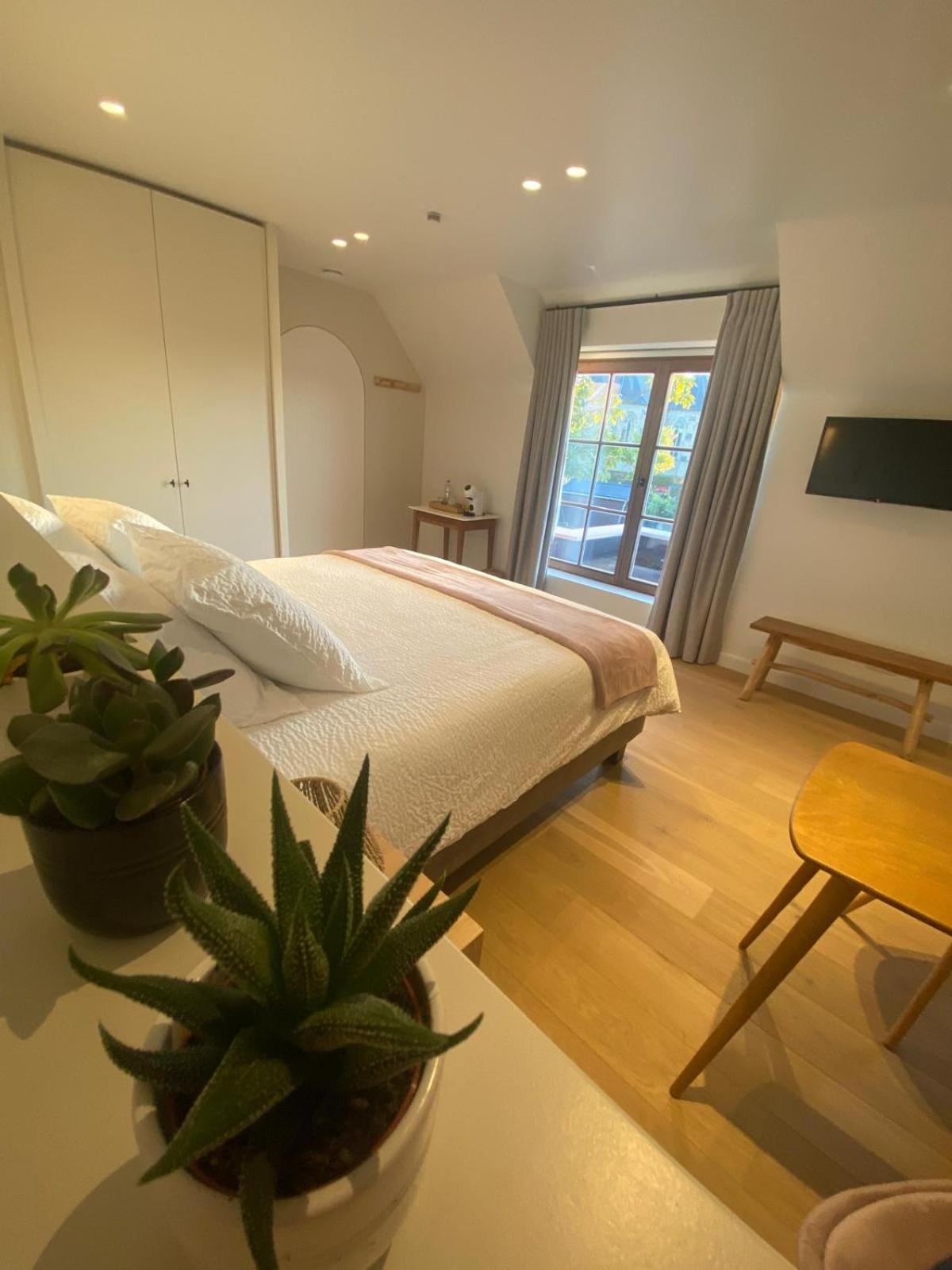 Huyze Vinteling Bed and Breakfast Ieper Buitenkant foto