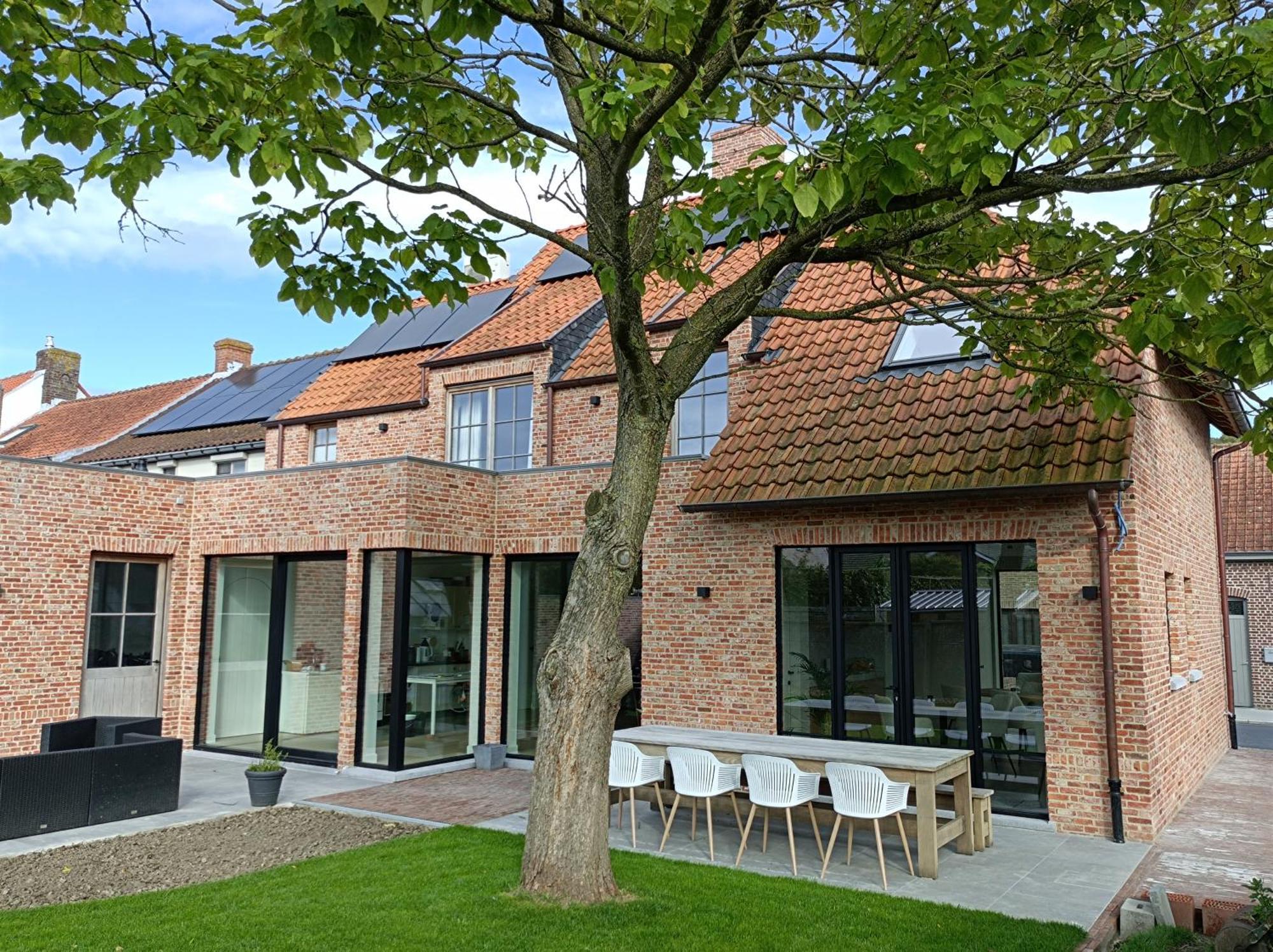 Huyze Vinteling Bed and Breakfast Ieper Buitenkant foto
